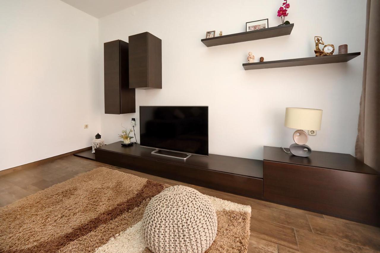 Apartments Adrian 비빈제 외부 사진